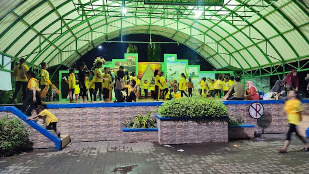 Panggung Seni DISPORAPAR