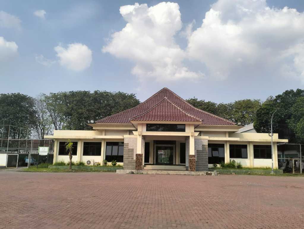Aula Lapangan Tenis GOR
